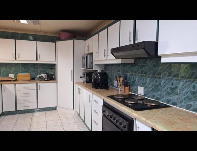 BUSINESS FOR SALE IN UMKOMAAS